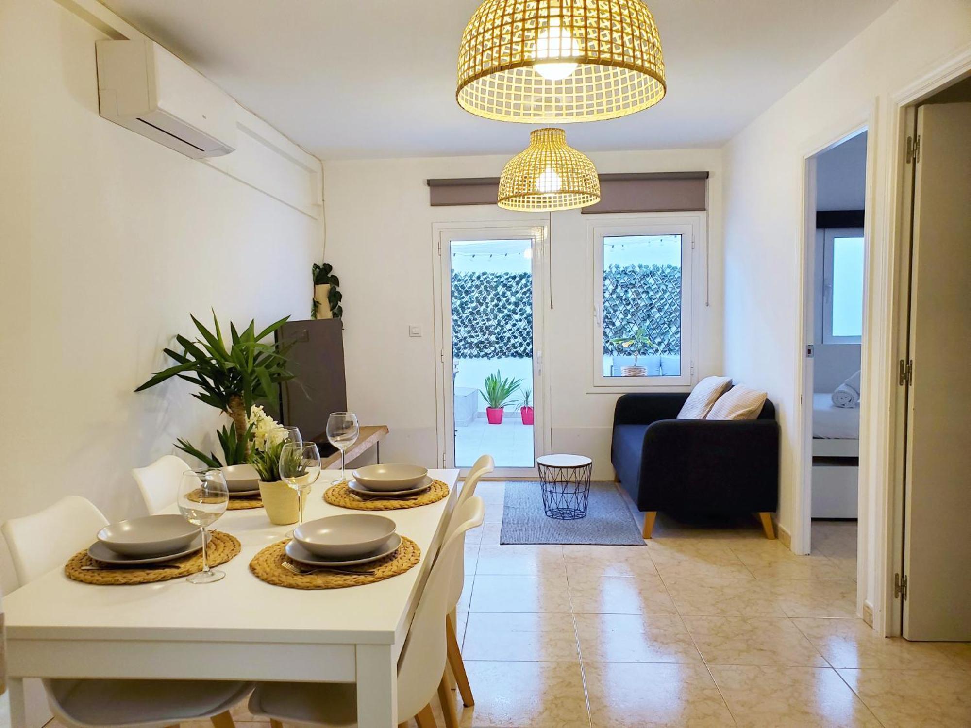 Apartamento Centrico Con Patio Privado *